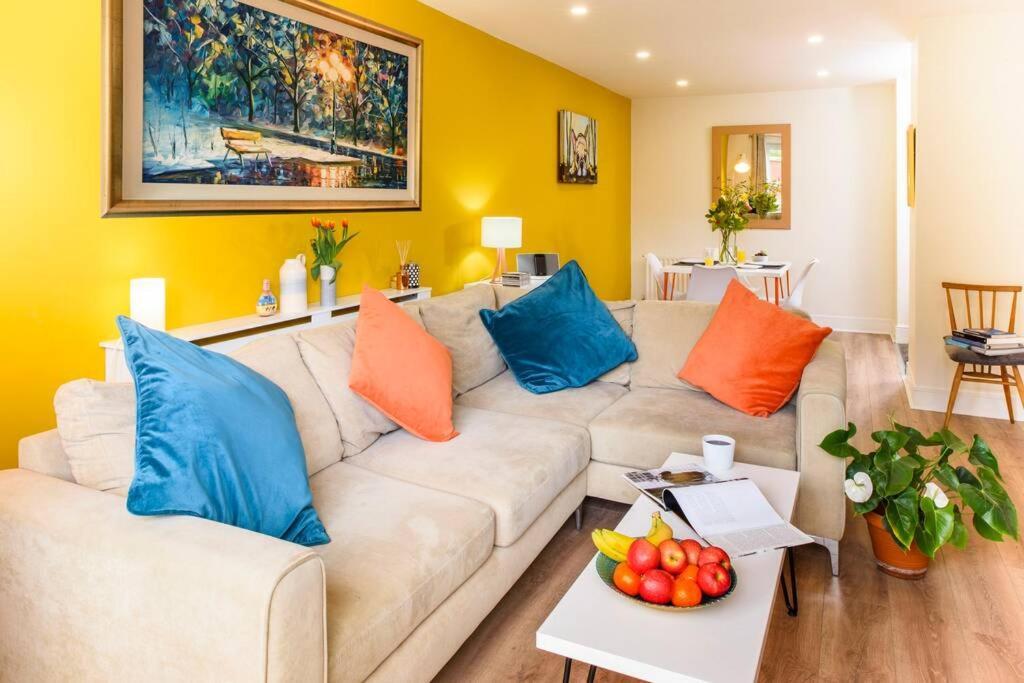 Luxury City Apartment Underground Parking 5* Belfast Extérieur photo