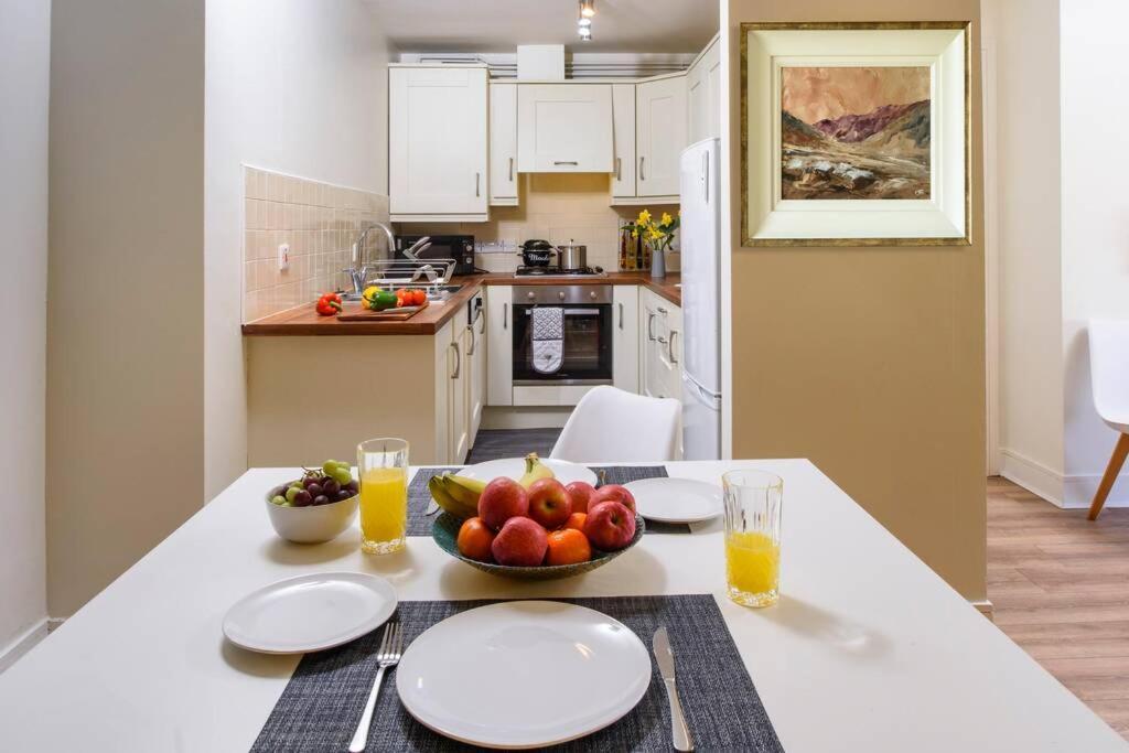 Luxury City Apartment Underground Parking 5* Belfast Extérieur photo