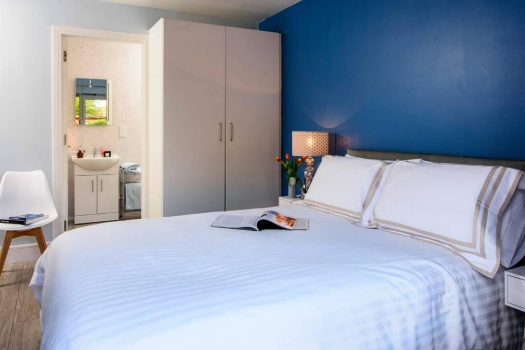 Luxury City Apartment Underground Parking 5* Belfast Extérieur photo