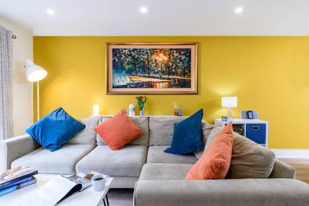 Luxury City Apartment Underground Parking 5* Belfast Extérieur photo